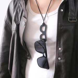 Quick Ship PU Leather Neck Strap Lanyard Sunglasses Holder Sunglasses Shape Eyewear Loop Pen Holder with Leather Rope Chain