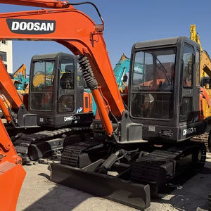Excellentes mini machines d'ingénierie d'excavatrice d'occasion DOOSAN DH55 d'occasion de 6 tonnes en stock à vendre - Product Image 1