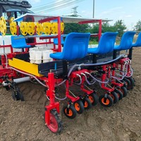 Transplanteur de légumes et de poivrons entièrement automatique, remorqué par un tracteur, pour la plantation en serre de semis sur deux, quatre ou six rangs