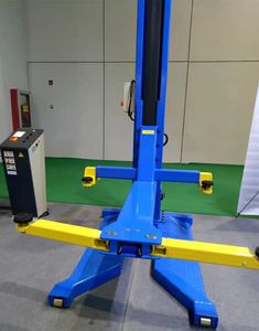 Élévateur de voiture hydraulique mobile portable à colonne unique de 1 tonne, fourni directement par l'usine, pont élévateur monopoteau - Product Image 3