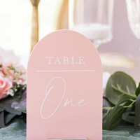 Support élégant en acrylique personnalisé Design floral Décoration de mariage Carte de numéro de table rose Cartes de menu pour dîner et banquet