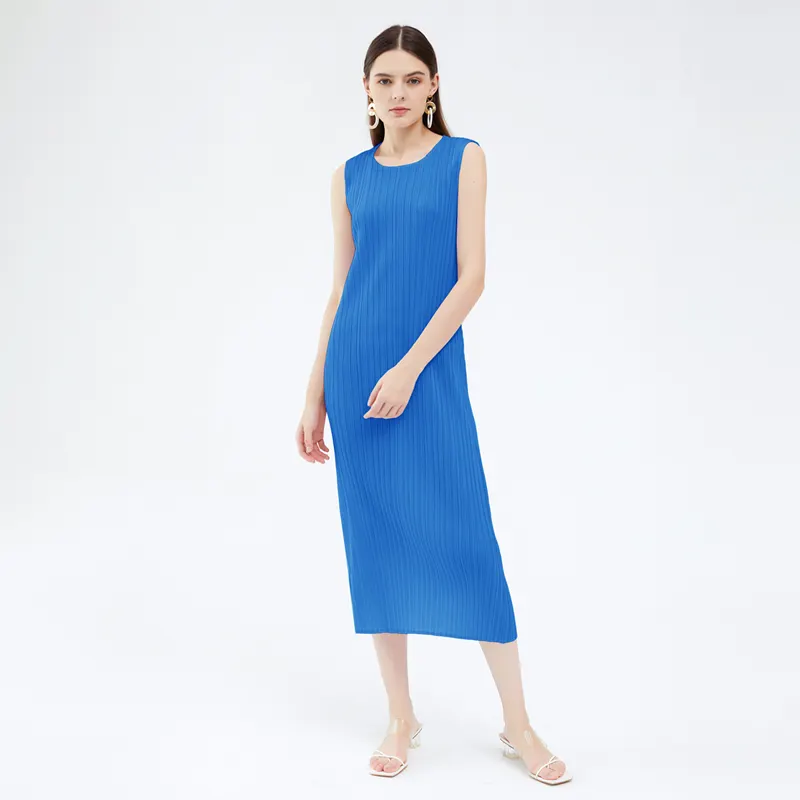 2022 Miyake Summer New Simple Japanese Style Round Neck Sleeveless Mid length Pleated Dress