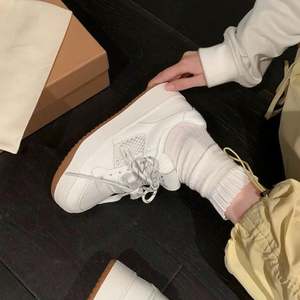 Chaussures de marche rétro été-automne, nouvelles baskets décontractées à bout rond pour étudiantes, polyvalentes, à semelle épaisse - Product Image 4