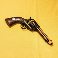 Stock d'entrepôt américain : Pistolets modèle EVA, armes et jouets réalistes
