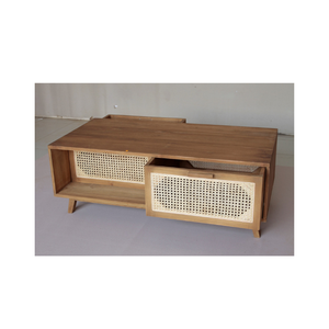 Eleve el nivel de su sala de estar con una mesa de centro de color natural, hecha a mano con madera de teca y ratán de Indonesia, que ofrece un encanto rústico. - Product Image 4