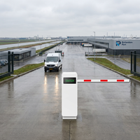 Barrière de stationnement intelligente à commande directe d'usine, moteur sans balais DC24V, bras de 6 m avec écran LED personnalisable