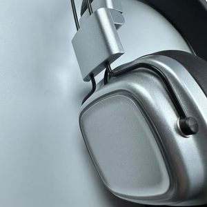 Nuevos Auriculares Clásicos de Diadema, Auriculares Inalámbricos Retro con Sonido Estéreo V 5.3 para Música - Product Image 5