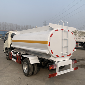 Chine Foton 8000 L-10000 L 4x2 d'occasion <span class=keywords><strong>Camion</strong></span>-<span class=keywords><strong>citerne</strong></span> de carburant eau huile <span class=keywords><strong>lait</strong></span> <span class=keywords><strong>lait</strong></span> personnalisé en bon état - Product Image 4
