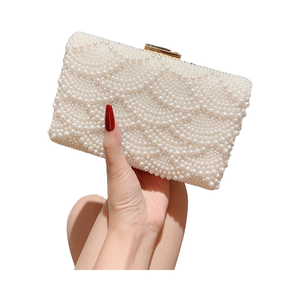 Sac à bandoulière de luxe pour femme, nouveau style rétro, sac de soirée en perles et strass, pompons, doublure en polyester pour mariages et fêtes - Product Image 1