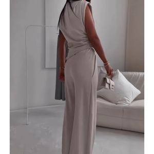 Conjunto de 2 Piezas para Mujer, Top Casual que Define la Cintura y Pantalones, a la Moda - Product Image 3