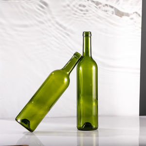 Bouteille de vin en verre de 750 ml de couleur vert classique pour le punch, l'<span class=keywords><strong>arrack</strong></span>, le rhum, la vodka, vente en gros, avec bouchon en liège - Product Image 2