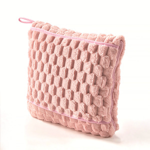 Manta de Franela Saien Turtle Back, Color Rosa Sólido, Acabado Suave, para Sofá, Cama o Viajes - Product Image 1