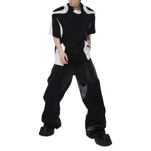 T-<span class=keywords><strong>shirt</strong></span> homme 2026 personnalisé à empiècements déstructurés, manches courtes, col rond, avec <span class=keywords><strong>épaulettes</strong></span> - Product Image 5