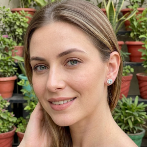 Pendientes de Plata de Ley 925 con Diamantes Simulados Azules (CZ), Chapados en Rodio, Joyería Fina Clásica para Mujer, Venta al Por Mayor - Product Image 3