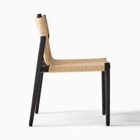 Chaise de patio en rotin avec cadre en métal noir, mobilier d'extérieur moderne pour jardin, balcon, style Japandi, rotin naturel, imperméable