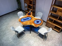 Table en bois de camphre naturel tendance - Design en bois massif avec bordure brute, plusieurs modèles disponibles