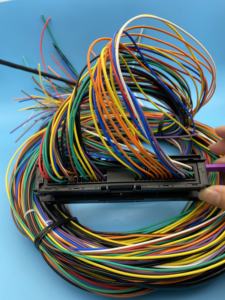 FCI 56ピンメス型ECUコネクタ（シェルとピン付き）211PC562S8009 211PC562S0008、18AWG 3メートルワイヤー付き - Product Image 2