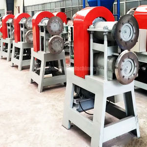 Machine de recyclage semi-automatique de pneus usagés, broyeur de pneus pour la production de poudre de caoutchouc, broyeur de caoutchouc - Product Image 2