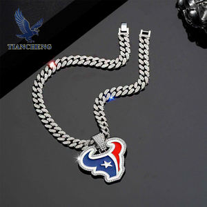 Collar con Colgante del Equipo de Fútbol Americano de los Houston Texans, Nuevo Estilo con Cadena Cubana Brillante, Chapado en Oro, Joyería de Aleación - Product Image 2
