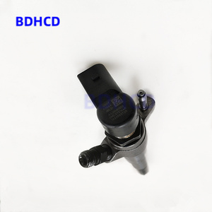 Inyector Common Rail de piezas de automóvil BDHCD HMLGT5164R 166000372R 16600-0372R 16600-00q2k para Siemens Ford VW Audi Mercedes BMW - Product Image 5