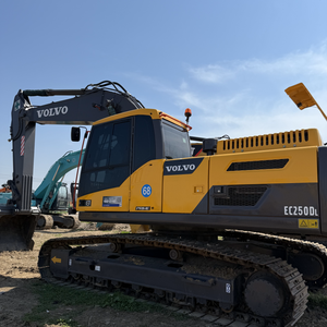 Excavatrice sur chenilles Volvo EC250 2021 d'occasion à vendre, 25 tonnes 137kw comprenant des composants de base, engrenage moteur de pompe moteur Volvo Penta - Product Image 5