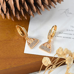 Juego de Aretes Colgantes de Oro de 18K con Circonitas Cúbicas para Mujer, Aretes de Trébol de Cuatro Hojas de Lujo, Joyería de Moda para Fiesta, Regalo, Brinco Fofo - Product Image 5