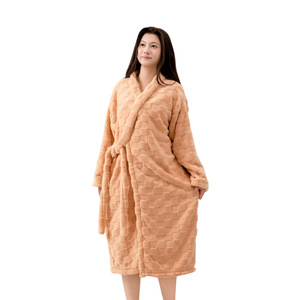 Peignoir en polaire corail extra large pour femme, chaud et épais, avec capuche, pour la maison, vêtements de nuit, manches longues, tissu polyester - Product Image 4