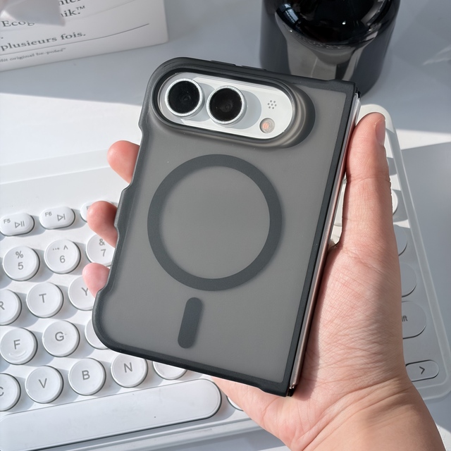 Frosted Magnetic 2 In1 Phone Case for iPhone Fold Black Matte Skin-Friendly Soft Touch Non-Slip Grip Shockproof Bumper Durable