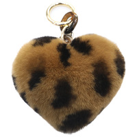 Porte-clés à pompon en peluche légère Ornement de sac en forme de coeur Premium Soft for Love Porte-clés de voiture Fuzzy Cadeau personnalisé