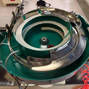 Primo Combining Slider Mounting Machine Zipper Material Picker con 1 año de garantía Maquinaria y equipo industrial - Product Image 3