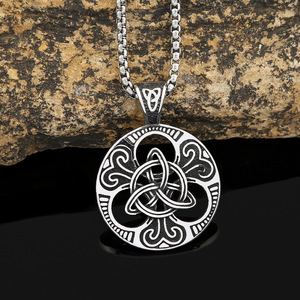 Yunnique-collar redondo con colgante de nudo irlandés de acero inoxidable para hombre, regalo, joyería de moda - Product Image 1