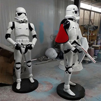 Sculpture de personnage de film de télévision personnalisée Offre Spéciale sculpture spot Stormtrooper Figures en fibre de verre grandeur nature Stormtrooper statue Sculpture
