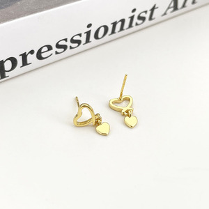 Boucles d'oreilles pendantes en forme de cœur plaquées or 18 carats, design coréen mignon pour femmes - Product Image 3