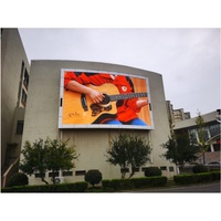 Mur vidéo LED tactile résistif extérieur P5 avec luminosité de 5500 cd/m², indice de protection IP65, support publicitaire multimédia