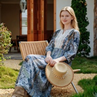 Robe longue en mousseline de soie à volants, sans bretelles, imprimé vintage élégant, style bohème décontracté, légère, avec détails en dentelle, fluide, pour l'été
