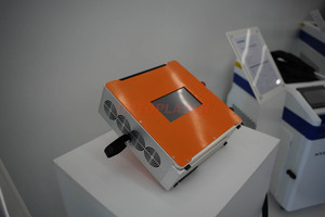 Nettoyeur laser à impulsions industriel 200W 500W, machine portative à fibre optique pour l'élimination de la rouille et de la <span class=keywords><strong>peinture</strong></span> sur métaux, alliages et graffitis - Product Image 6