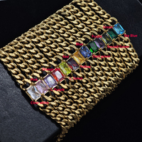 Bracelet tennis tendance pour femme Dina en acier inoxydable plaqué or 14 carats avec zircon carré serti en tourbillon et chaîne cubaine
