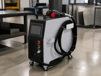 Machine de nettoyage laser portative refroidie par air JPT Pulse Source 100W 200W 300W pour l'élimination de la rouille, de la peinture, des taches et des couches d'oxyde sur les métaux
