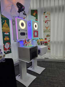 Cabina de Fotos Portátil Cuadrada para DSLR, Cabina de Selfies RGB de Moda para Surface Pro y iPad con Estante Desmontable para Impresora para Eventos - Product Image 3