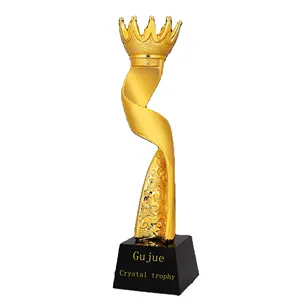 Großhandel Sublimation Crown Resin Trophy Global Custom Oscar Kristall Gold Award Trophy Statue Trophy Metal
