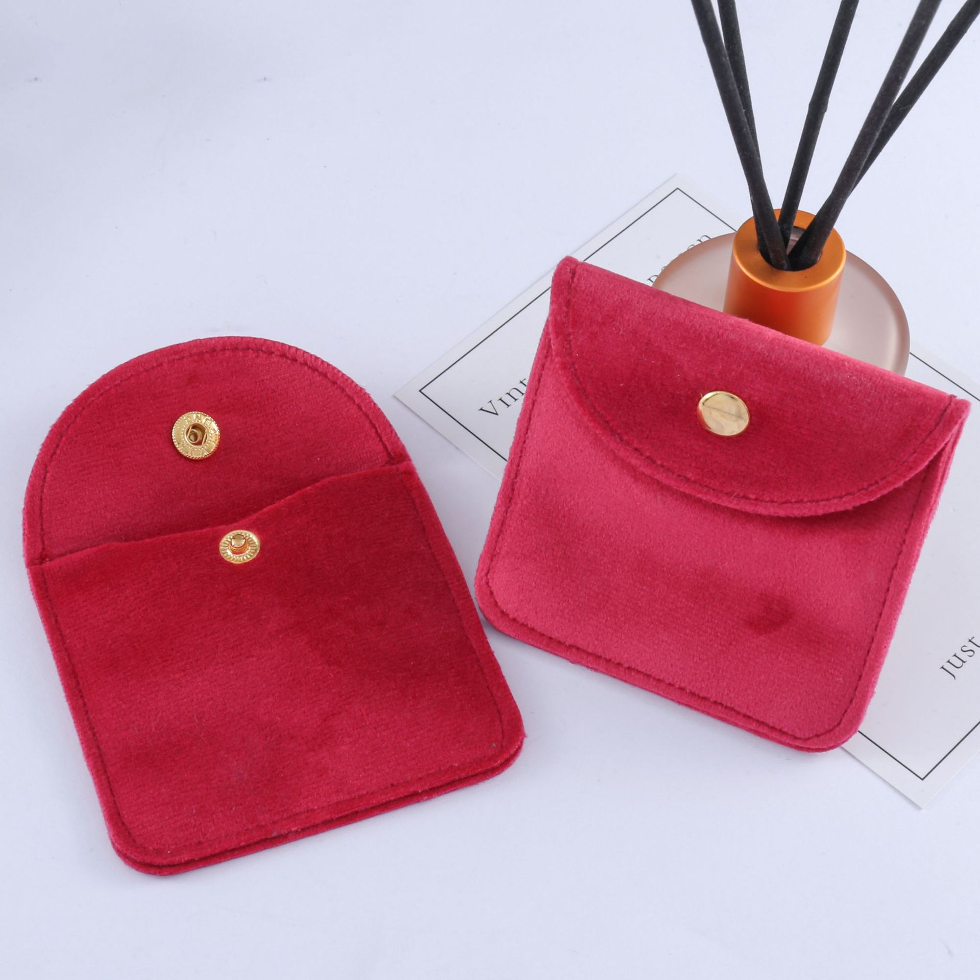 Red 8*8cm