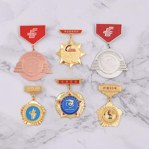 Medalla Personalizada de Honor, Broche de Metal Chapado en Oro, Esmalte Pintado al Horno, Impresión UV, Imán, Premio para Aniversario, Estilo Antiguo/Moderno - Product Image 1