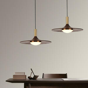 Luminaire suspendu de style japonais moderne pour chambre à coucher Minimaliste Créatif Café Bar Comptoir Bois massif UFO Luminaire de table à manger - Product Image 1