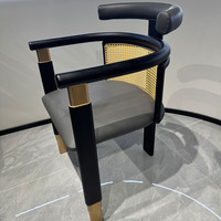 Chaise de salle à manger en rotin tressé en bois massif de style vintage, fauteuil design, sur mesure pour hôtel, personnalisable, style Wabi-sabi