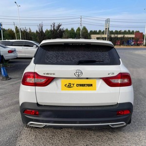 Zhonghua V3 2020 1.6L Classique Petit <span class=keywords><strong>SUV</strong></span> Boîte Manuelle 5 Vitesses Voitures <span class=keywords><strong>d</strong></span>'<span class=keywords><strong>Occasion</strong></span> Pas Chères Conduite à Gauche Essence Bon État Brilliance V3 - Product Image 5