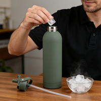 Bouteille d'eau isotherme sous vide en acier inoxydable 304 de 750 ml avec revêtement caoutchouc, gourde de sport mate avec couvercle à paille pour la gym - Vente en gros