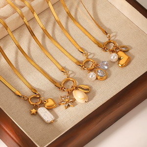 Collier chaîne serpent en acier inoxydable, hypoallergénique et étanche, avec breloques perle et zircon, pour la mode transfrontalière - Product Image 5