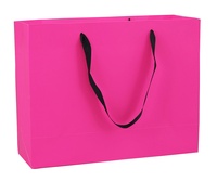 Sacs en papier kraft imprimés sur mesure avec estampage à chaud, sacs cadeaux recyclables avec poignée pour l'emballage de bougies, de vêtements et de produits d'artisanat