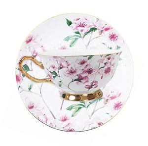 Set di tazze e piattini per caffè e tè personalizzati in porcellana di porcellana Fine con manico in <span class=keywords><strong>oro</strong></span> floreale - Product Image 1