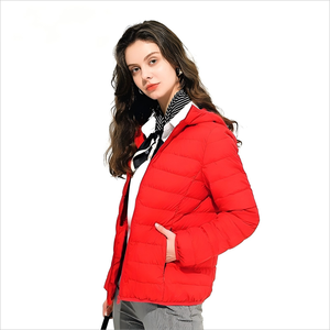 Une <span class=keywords><strong>doudoune</strong></span> légère, chaude et à capuche pour femmes à la mode et simple pour l'automne et l'hiver - Product Image 3